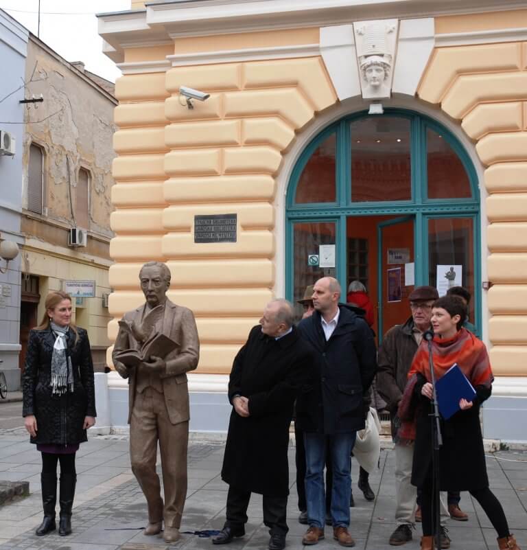 Спомен обележје Вељку Петровићу (Сомбор, 1884. - Београд, 1967.)