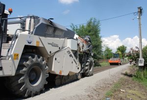 Демонстрација модерне технологије стабилизације тла, изградње и реконструкције путева