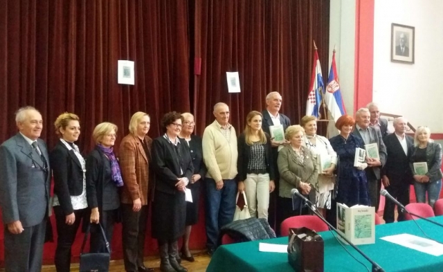 Градоначелница Сомбора Душанка Голубовић са ауторима књиге