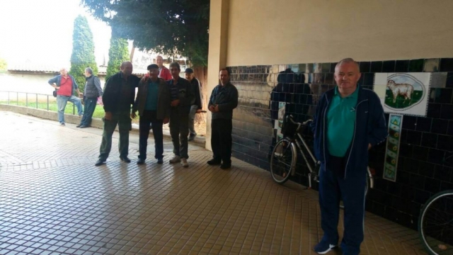 Заинтересовани мештани Кљајићева чекају на ред за пријем код градоначелнице града Сомбора