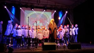 Дечији хор „Шарени вокали“ отворио „Сомборске зимске чаролије“