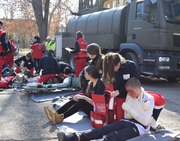 Показна вежба: деловање у несрећама