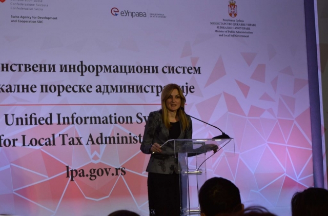 Градоначелница Сомбора Душанка Голубовић је истакла да увођење овог система представља бенефите  и за грађане и за привреду