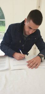 У име града Сомбора уговоре о суфинансирању пројеката потписао је заменик градоначелнице Антонио Ратковић