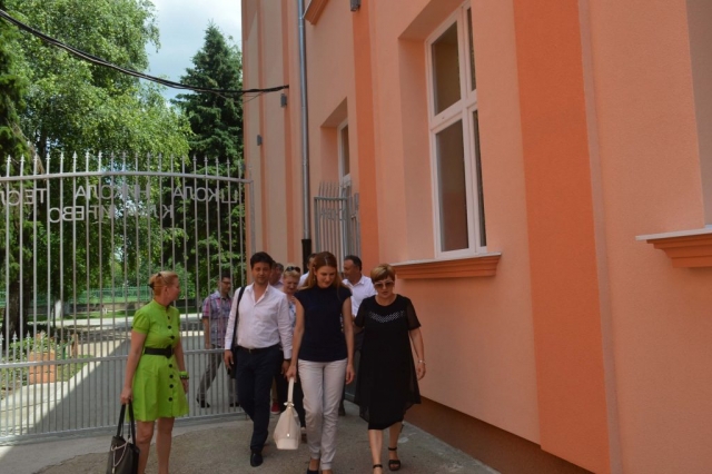 Посета Основној школи „Никола Тесла“ у Кљајићеву поводом завршетка радова на термоизолацији и постављању фасаде.