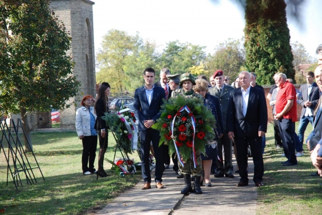 Дан ослобођења Сомбора, 21. октобар, обележен је полагањем венаца на споменик борцима погинулим у Другом светском рату, спомен обележје Црвеноармејаца, бугарских жртава и цивилних жртава на Видовданском тргу