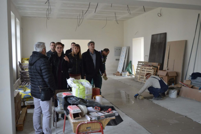 Градоначелница обишла радове на реконструкцији дома културе у Гакову
