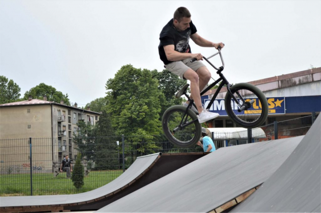 Поред скејтбордова, парк је прилагођен и за вожњу BMX-a и ролера