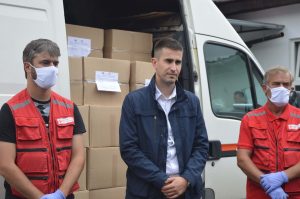 Данас почела испорука треће транше прехрамбених производа за социјално угрожено становништво у насељеним местима Данас почела испорука треће транше прехрамбених производа за социјално угрожено становништво у насељеним местима