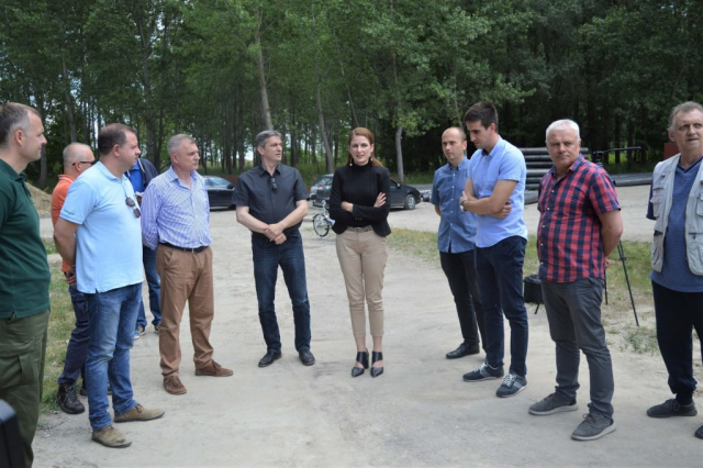 Градоначелница Душанка Голубовић обишла радове на изградњи моста у Бачком Моноштору