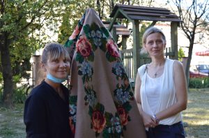 Директорка ОШ „Бранко Радичевић“ Јелена Милић и члан Градског већа за равноправност полова Слађана Радин Директорка ОШ „Бранко Радичевић“ Јелена Милић и члан Градског већа за равноправност полова Слађана Радин