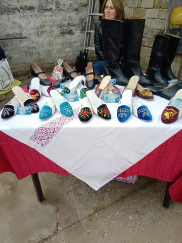 Изложбу је организовало Удружење "Брежанке"