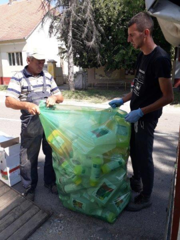 Акција прикупљања пестицидног амбалажног отпада у Светозар Милетићу